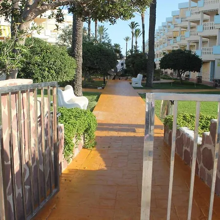 Holiday Beach アパート